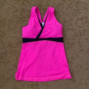 Lululemon tank